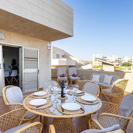 Fantastic Vista Marina